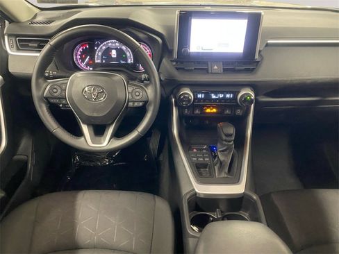 Used 2023 Toyota RAV4 XLE w/ Convenience Package image 10