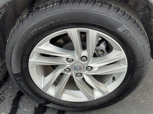 Used 2024 Buick Envista Preferred w/ Convenience I Package image 7