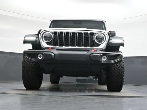 Used 2024 Jeep Wrangler Unlimited Rubicon AWD/4WD image 38