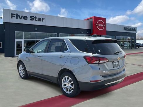 Used 2024 Chevrolet Equinox LT FWD image 4