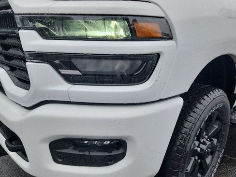 New 2026 RAM 2500 Big Horn AWD/4WD image 9