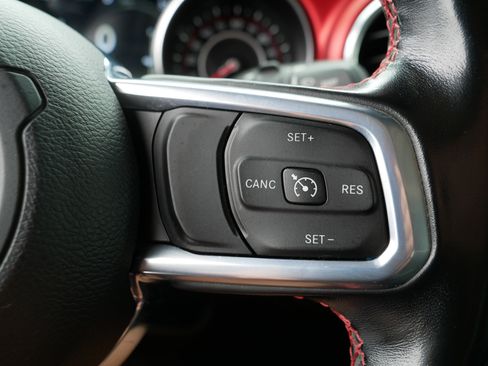 Used 2021 Jeep Wrangler Unlimited Rubicon AWD/4WD image 29