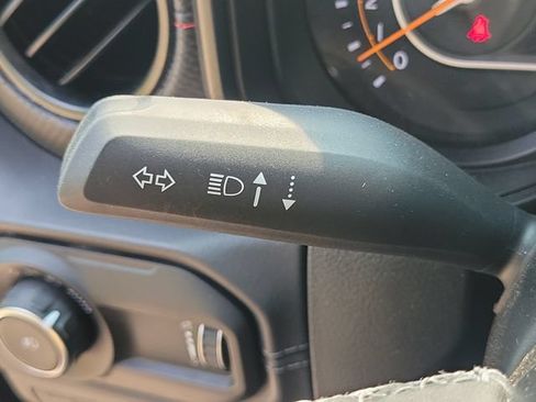 Used 2026 Jeep Wrangler Unlimited Rubicon AWD/4WD image 12