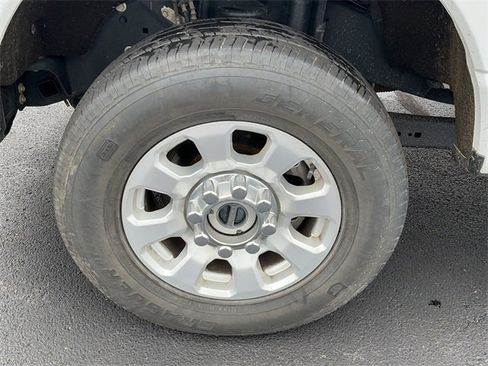 Used 2024 Ford F250 XLT image 9