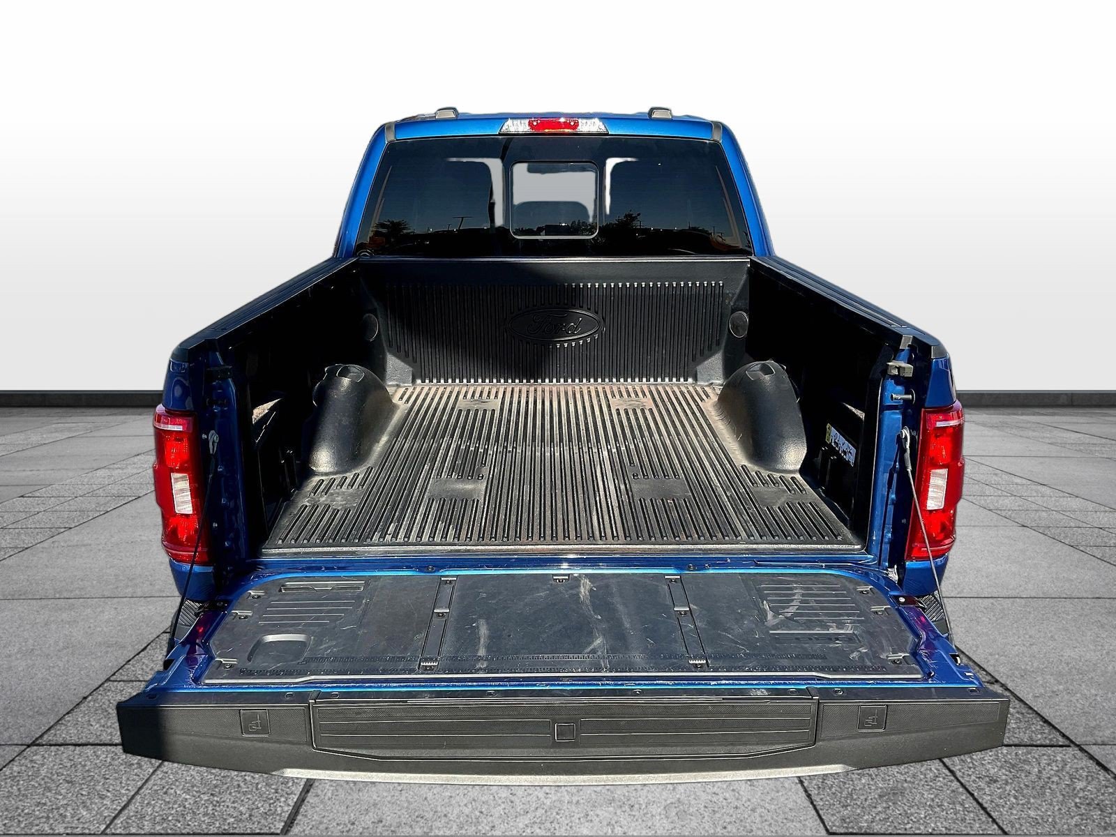Used 2023 Ford F150 XLT w/ Equipment Group 302A High AWD/4WD image 9