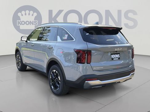 New 2026 Kia Sorento S w/ S Panoramic Sunroof Package AWD/4WD image 4