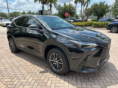 Used 2025 Lexus NX 250 FWD w/ Accessory Package (Z1)