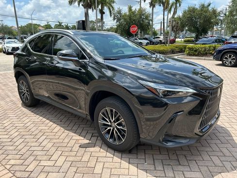 Used 2025 Lexus NX 250 FWD w/ Accessory Package (Z1) image 1