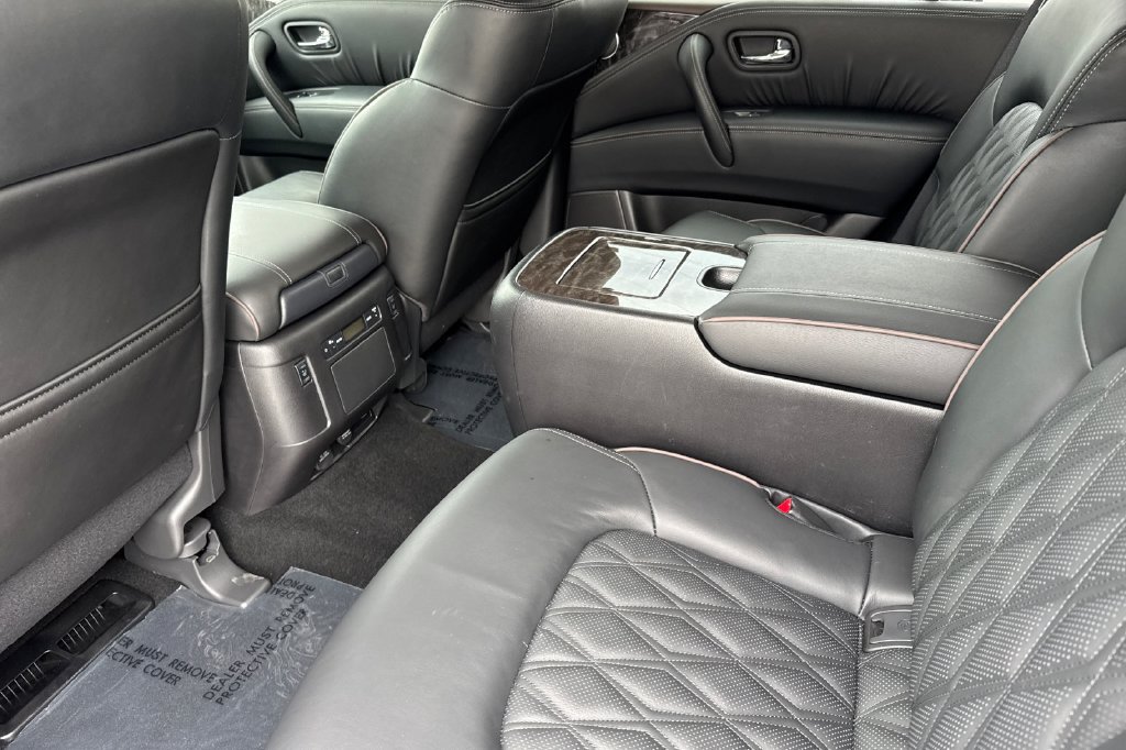 Used 2024 Nissan Armada Platinum w/ Captain's Chairs Package AWD/4WD image 11
