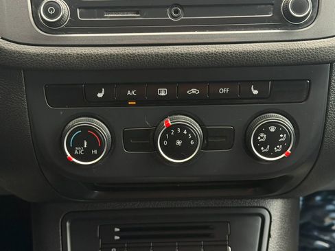 Used 2016 Volkswagen Tiguan S FWD image 17