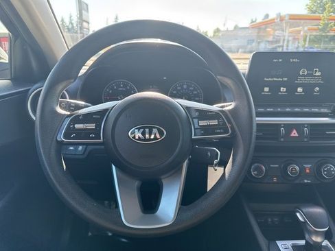 Used 2021 Kia Forte LXS image 9