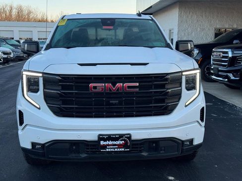 Used 2024 GMC Sierra 1500 Elevation w/ Elevation Premium Package image 12
