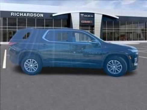 Used 2023 Chevrolet Traverse LT w/ LPO, Floor Liner Package image 16