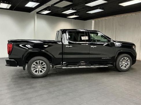 New 2026 GMC Sierra 1500 Denali w/ Technology Package AWD/4WD image 6