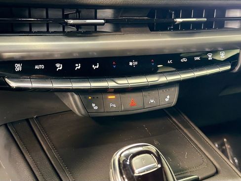 Certified 2024 Cadillac XT4 Sport AWD/4WD image 15