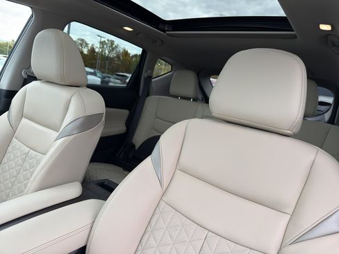 Certified 2024 Nissan Murano Platinum w/ Cargo Package image 27