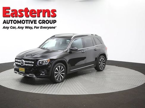 Used 2022 Mercedes-Benz GLB 250 4MATIC w/ Premium Package Lite image 56