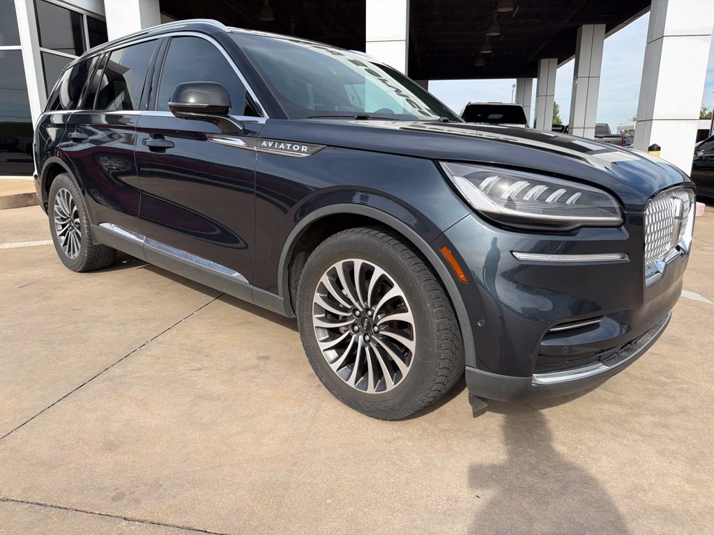 Used 2022 Lincoln Aviator Reserve w/ Class IV Trailer Tow Package RWD image 1