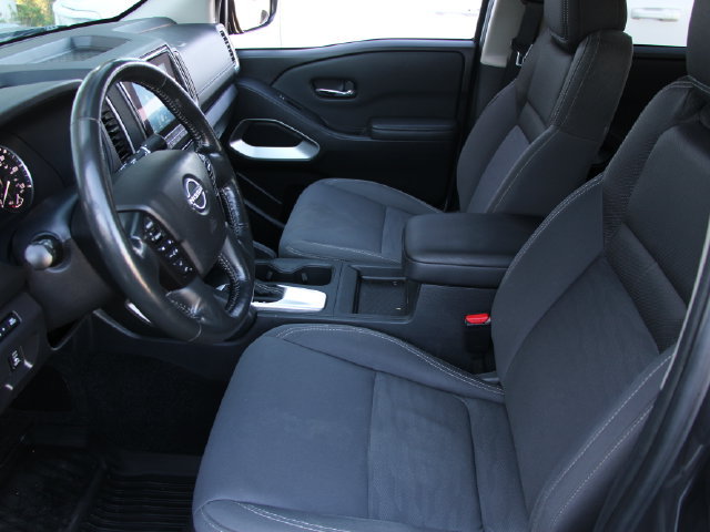 Certified 2023 Nissan Frontier SV w/ SV Convenience Package AWD/4WD image 16