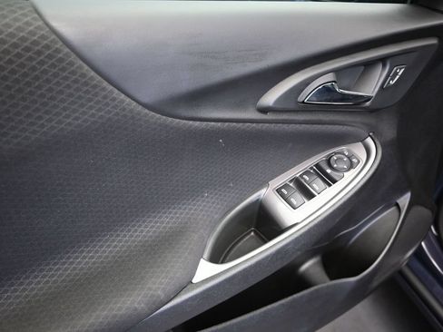 Used 2025 Chevrolet Malibu LT FWD image 11