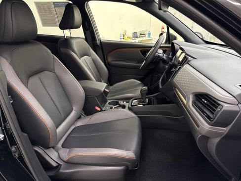 Used 2025 Subaru Forester Sport image 22