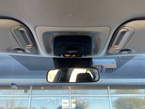 Used 2025 Toyota Corolla LE image 15