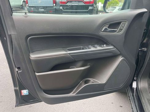 Used 2022 GMC Canyon AT4 w/ Trailering Package AWD/4WD image 17