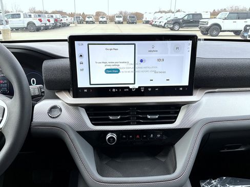 New 2026 Ford Explorer Active image 12