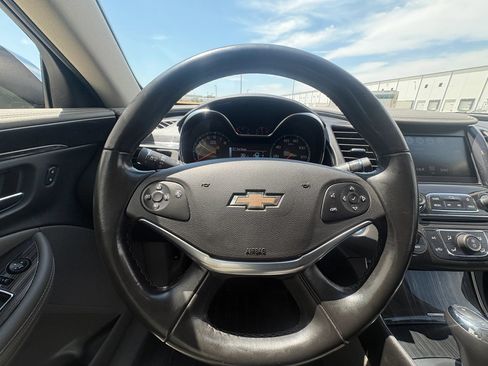 Used 2017 Chevrolet Impala Premier FWD image 10