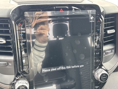 New 2026 RAM 2500 Tradesman AWD/4WD image 17