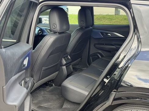 Used 2025 Chevrolet Equinox EV LT w/ Convenience Package image 27