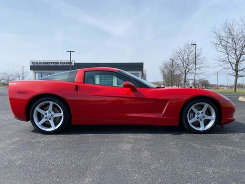 Used 2005 Chevrolet Corvette Coupe w/ Preferred Equipment Group image 4