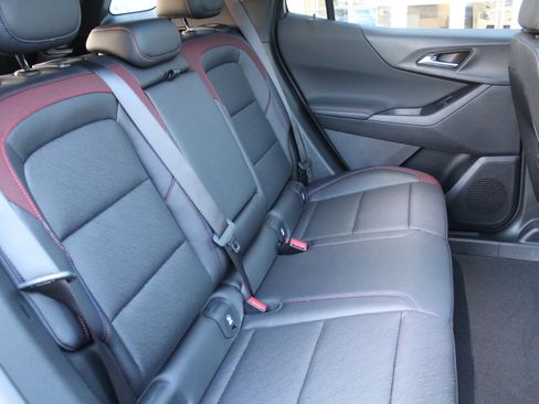 New 2026 Chevrolet Equinox RS image 17