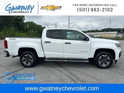 Used 2022 Chevrolet Colorado Z71 w/ Safety Package AWD/4WD image 4