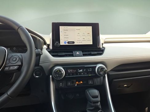 Used 2025 Toyota RAV4 XLE w/ Convenience Package image 11