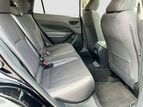 Used 2025 Subaru Crosstrek 2.0i Premium image 25