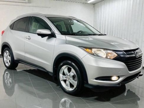 Used 2016 Honda HR-V EX-L image 2