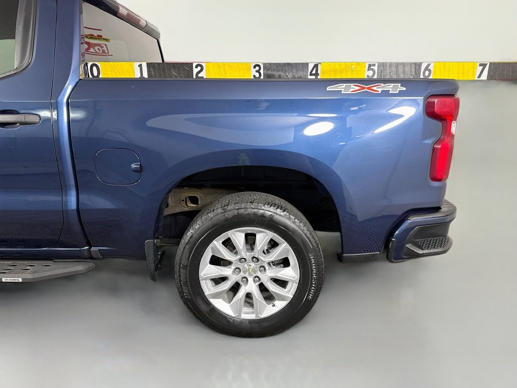 Used 2021 Chevrolet Silverado 1500 Custom AWD/4WD image 13