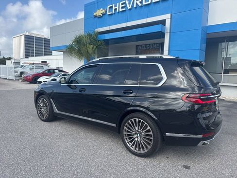 Used 2025 BMW X7 xDrive40i w/ Premium Package AWD/4WD image 5