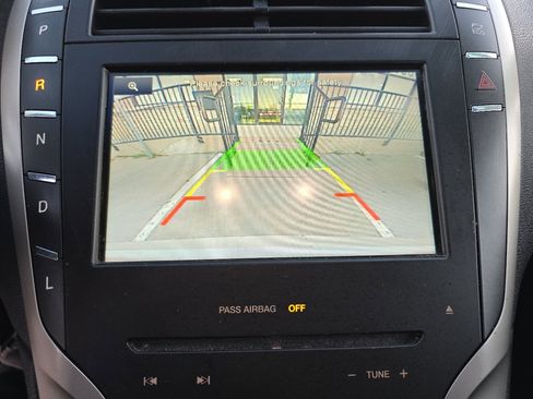 Used 2016 Lincoln MKZ Hybrid image 19