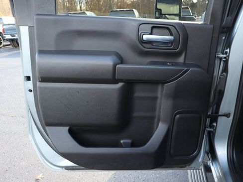 Used 2024 Chevrolet Silverado 2500 Custom w/ Custom Value Package image 22