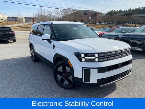 Certified 2026 Hyundai Santa Fe SE image 9