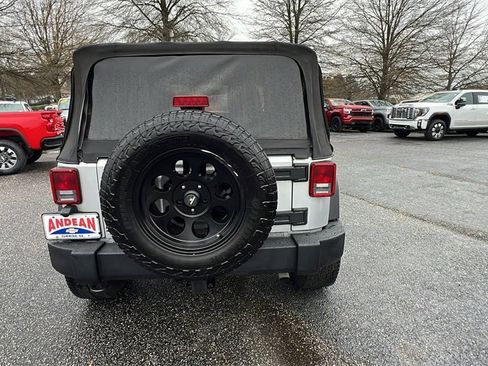 Used 2012 Jeep Wrangler Sport image 6