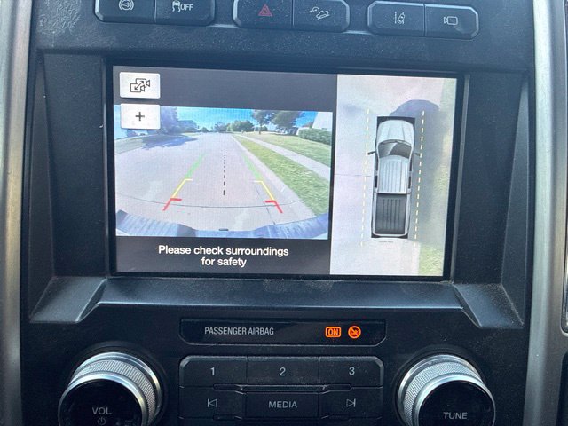 Used 2017 Ford F350 Platinum w/ Platinum Ultimate Package AWD/4WD image 10