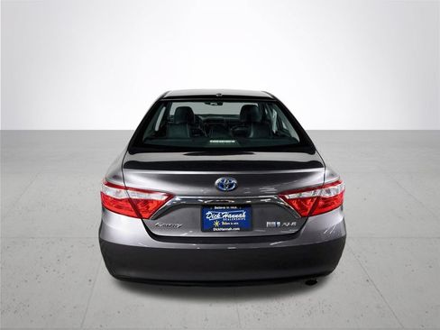Used 2015 Toyota Camry XLE w/ Moonroof Package FWD image 7