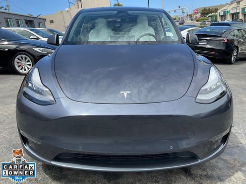 Used 2021 Tesla Model Y Long Range AWD/4WD image 2