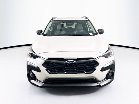 Used 2024 Subaru Crosstrek 2.0i Premium image 2