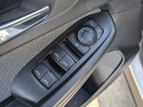 Used 2023 Chevrolet TrailBlazer LT w/ Convenience Package FWD image 11