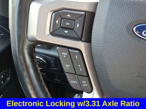 Used 2018 Ford F150 Platinum w/ Equipment Group 701A Luxury image 21