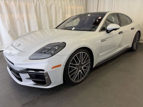 Used 2025 Porsche Panamera Turbo image 1